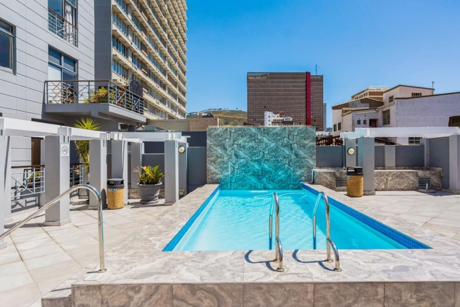 2 Bedroom Property for Sale in Cape Town City Centre Western Cape